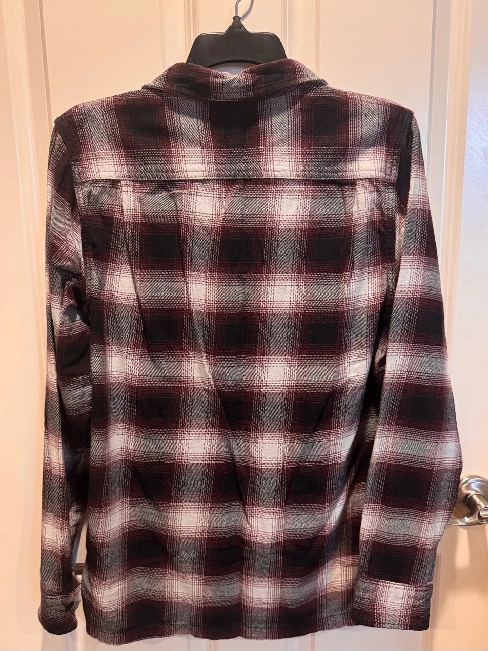 Vans Burgundy and Black Plaid Button-Up Shirt